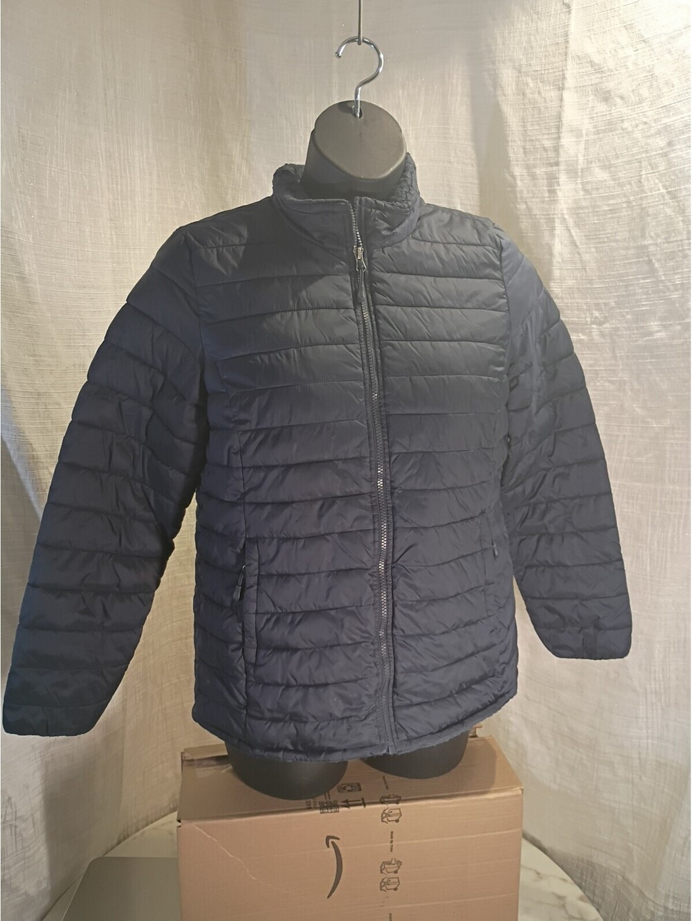 Heatkeep  Jacket Men's Large Puffy And Soft Inside